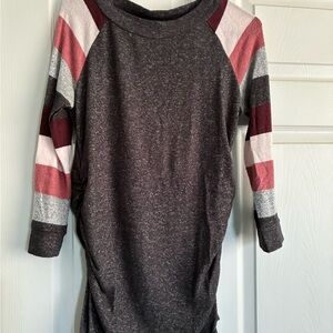 Women's Striped Sleeve Maternity Top - Gray